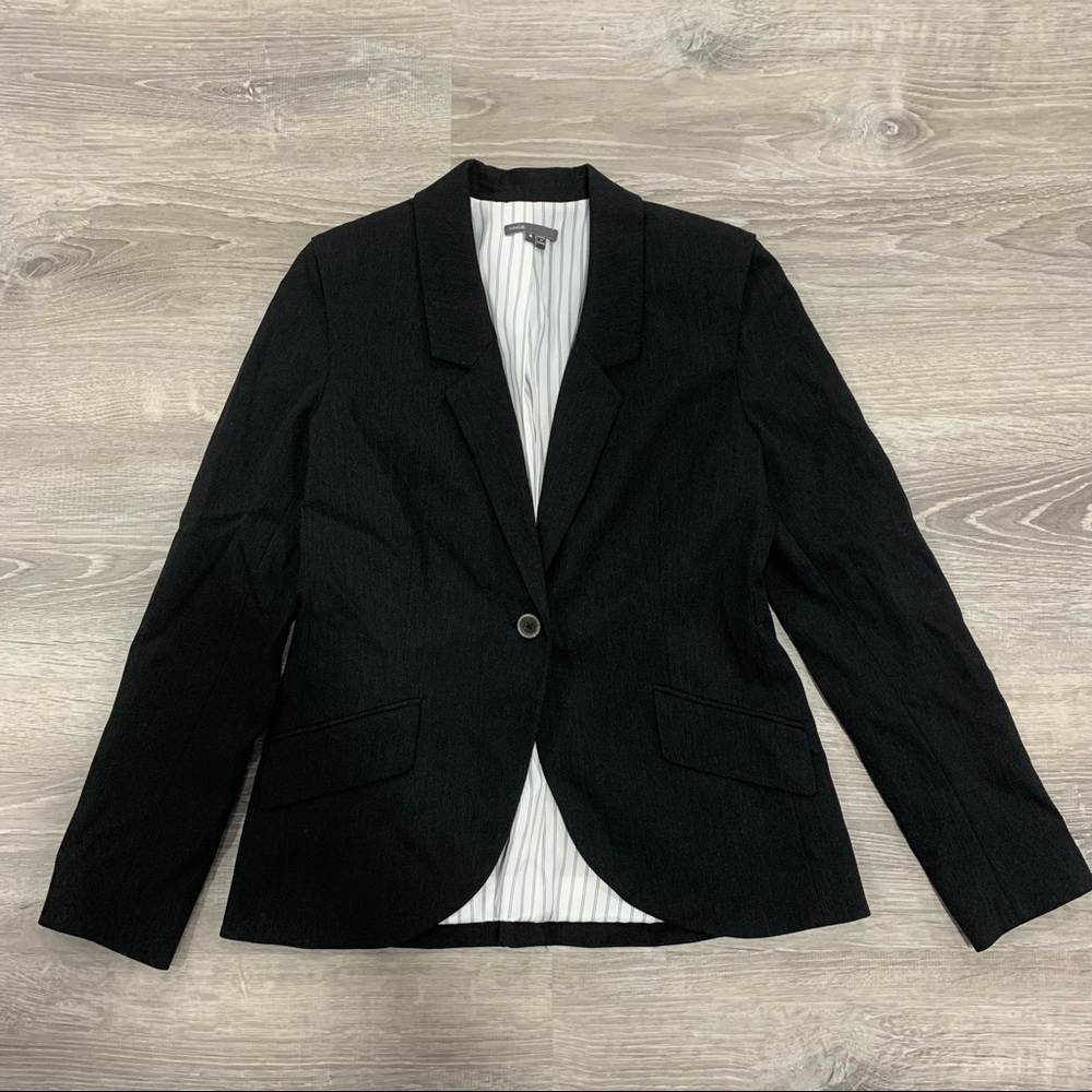 Vince Black Pin Stripe Lining Single Button Blazer Size 6